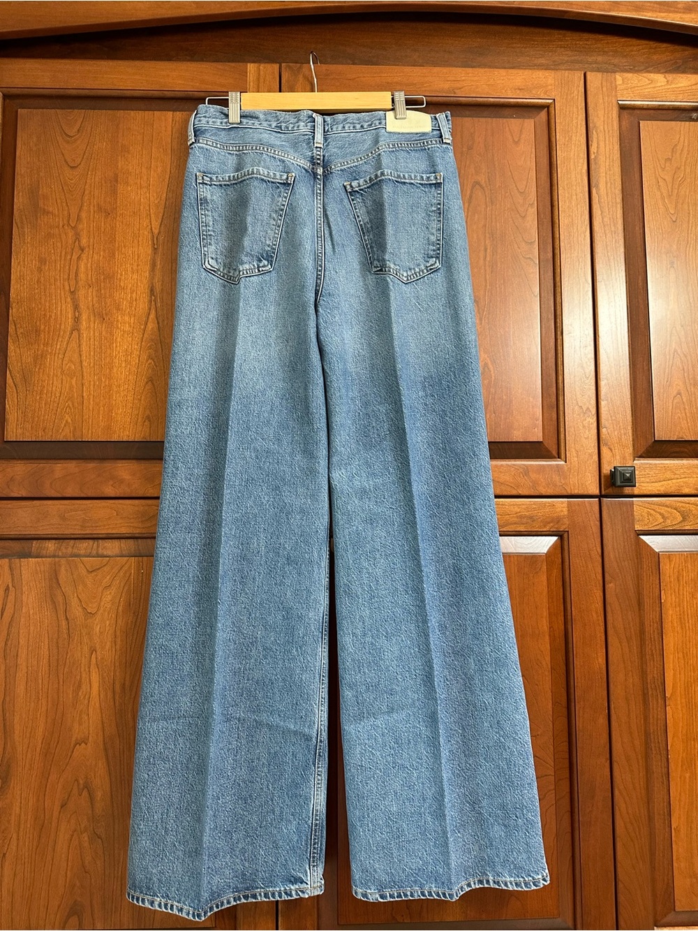 Citizens Of Humanity Light Blue High-Rise Wide Leg Jeans (Paloma) 32” inseam - Picture 2 of 6